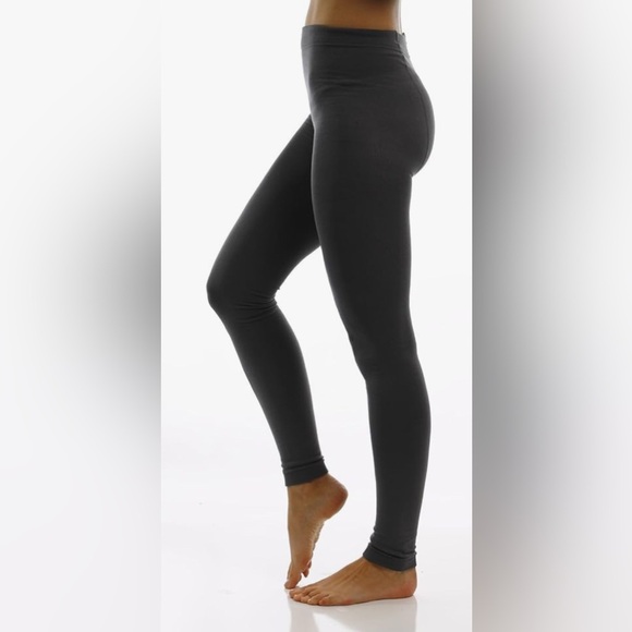 AEROSOLES Black Leggings with Wide Waistband - Picture 1 of 4